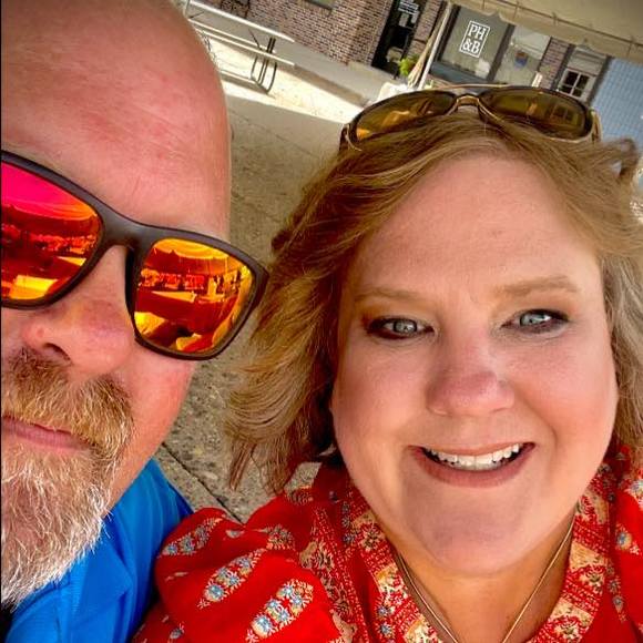 Meet your Posher, Sarah - Picture 1 of 1